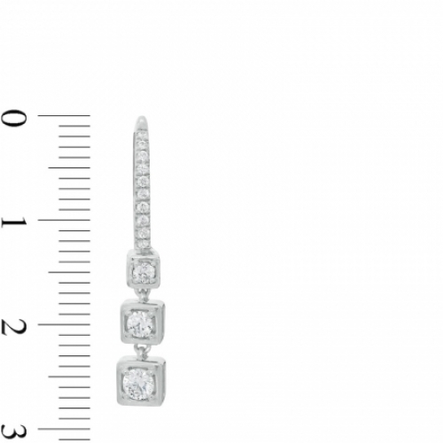 Серьги из белого золота 585 пробы с бриллиантом
