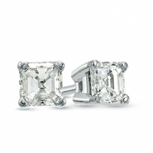 Серьги из платины с бриллиантом